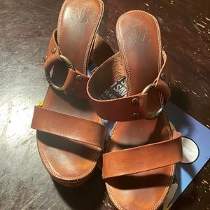 FRYE HEELS Made in Brazil 8M